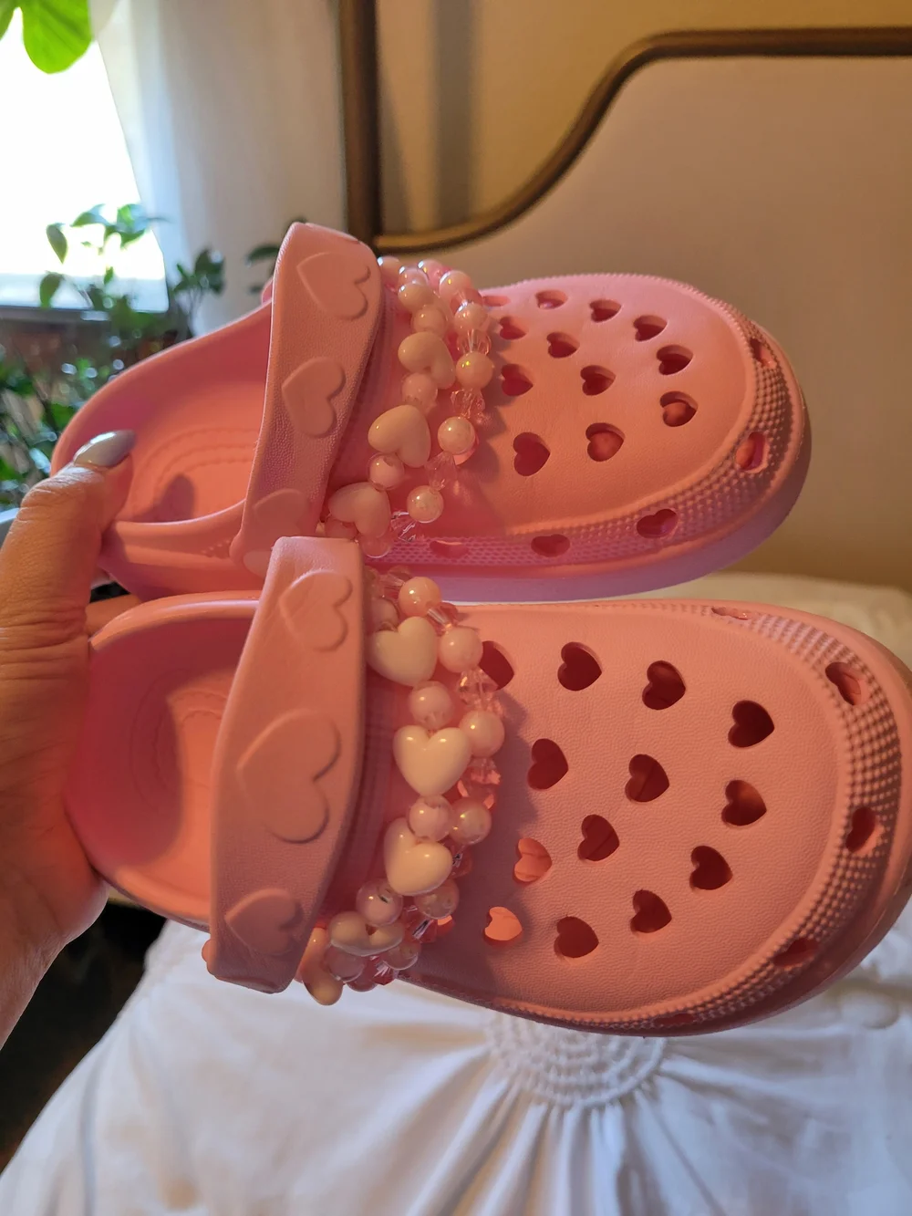 Kids Heart-Detail Pink Clog Sandals